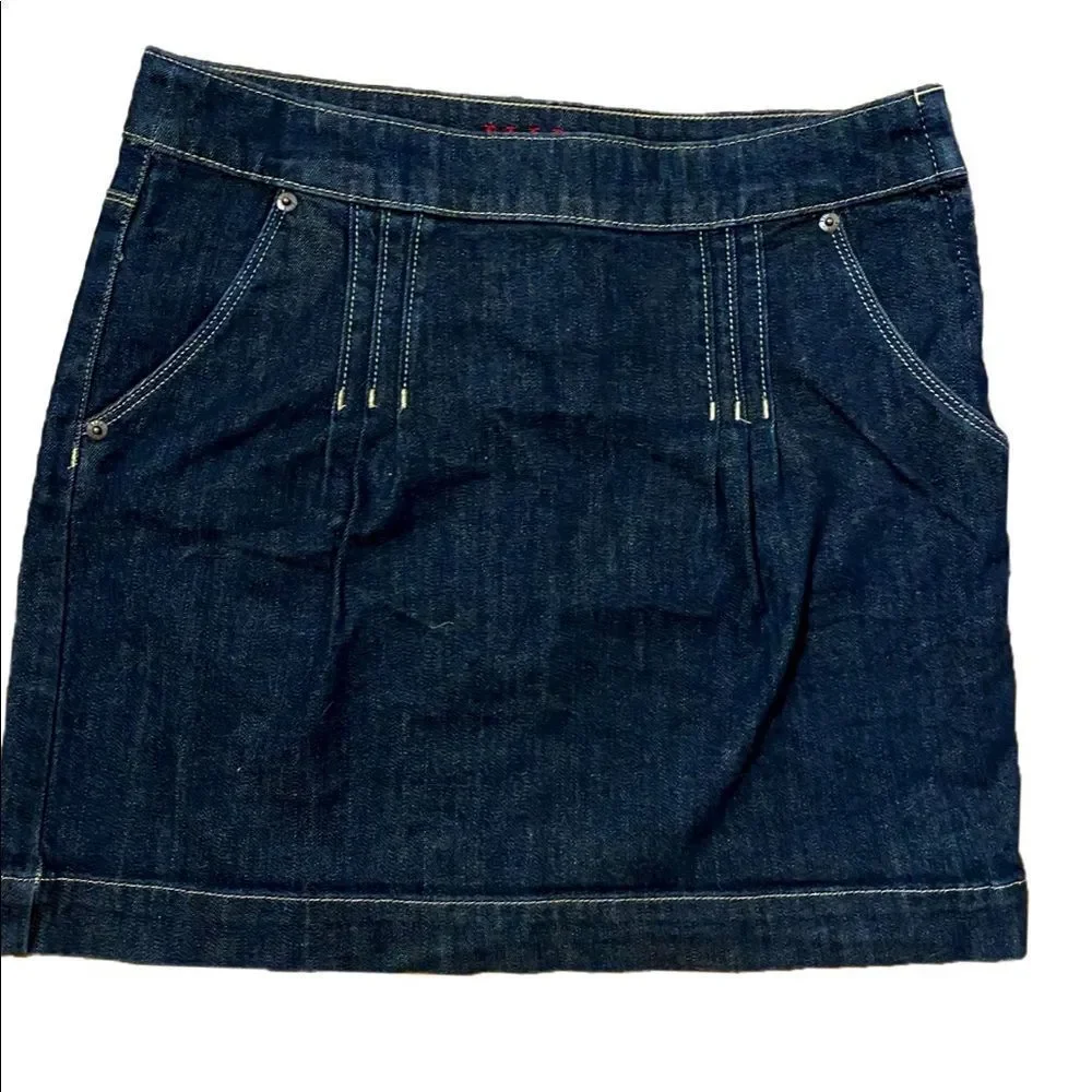 Elle Denim Skirt - 4 dark denim , side zip. Cotton spandex - Picture 5 of 5